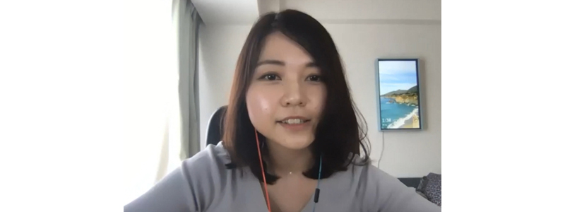 小城久美子氏