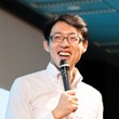 2001年、中央大学卒業後、シスコシステムズに入社。のちに転職したスタートアップ企業が米Juniper Networksに買収され、2006年に米国本社転籍を機に渡米。エンジニア、セールス、コンサルティング、マーケティング、カスタマーサポートとさまざまな役職を日本と米国で務める。2012年に、同社プロダクトマネージャーに転身。シリコンバレーの大企業およびスタートアップ企業でのプロダクトマネジメントをB2BとB2Cの双方で経験する。現在は、SmartNews米国法人にて日本発プロダクトのグローバル展開をリード。プロダクトマネジメント顧問として、多数の日本企業、スタートアップ企業をサポートする。フェズへの参画は2020年1月。