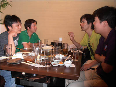 [写真左から國光さん、佐藤さん、池、田原さん