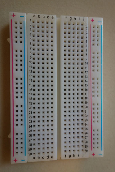 ブレッドボード