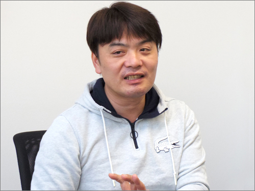 「新しい技術を組み合わせて、いかに早くサービスに提供していけるか。それがSREの醍醐味ですね」（高岡氏）