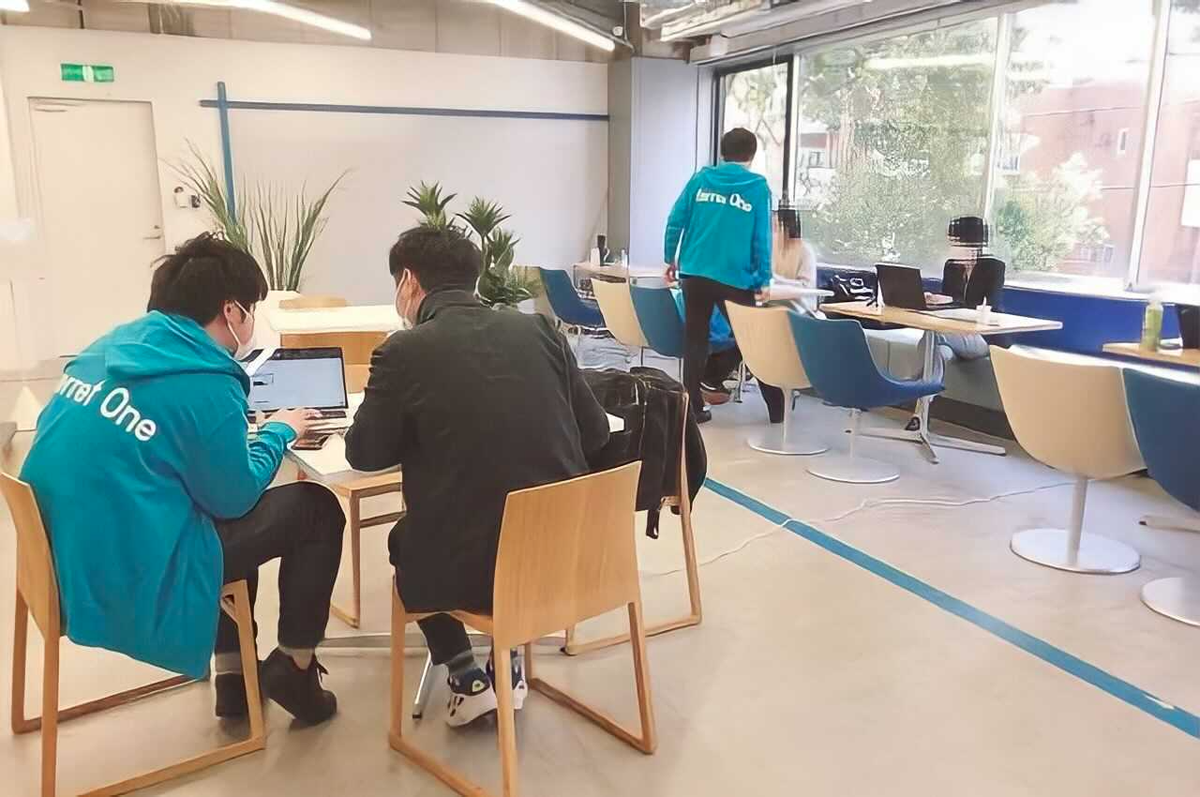 もくもく会の様子。最近はオンラインで開催をしております。