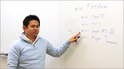 「APIを利用し、さまざまな場所で価値を作り出して欲しい」と語る田中氏