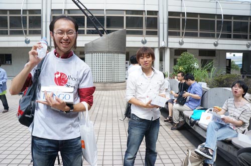 ランチの様子（テラス）