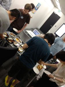 試食会の様子